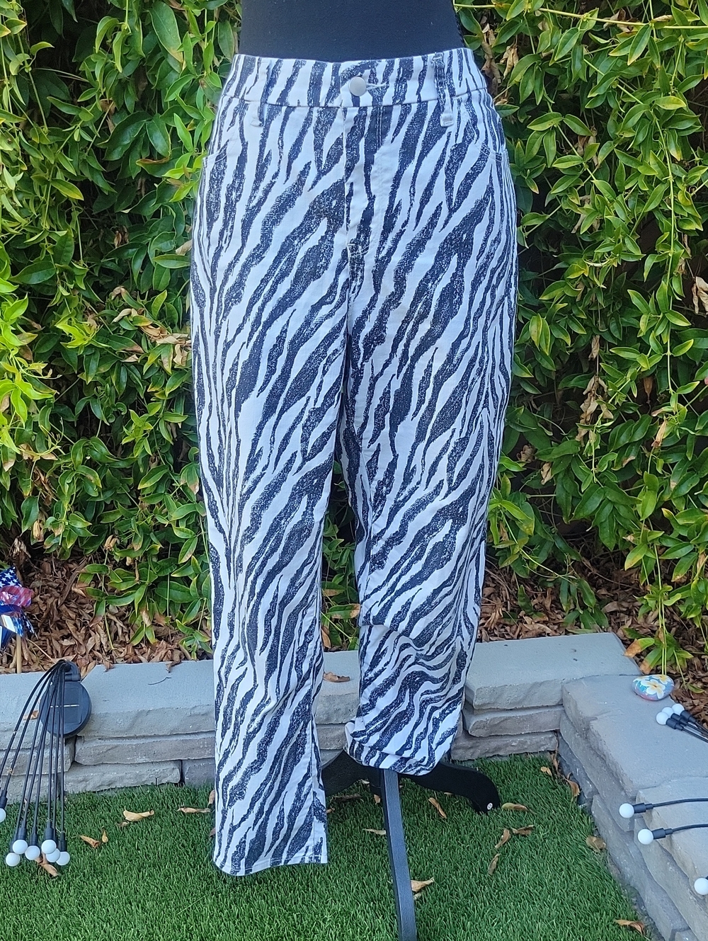 Chico's Black and White Zebra Print Cropped Pants